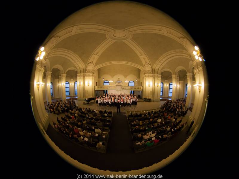 in der Friedrichstadtkirche am Gendarmenmarkt statt.