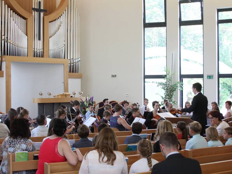 Mit dabei: Das Nachwuchsorchester der Gebietskirche