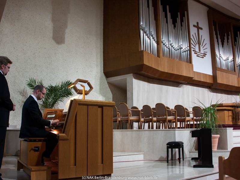 Organist Tobias Berndt spielt unter anderem Bachs berühmte Toccata und Fuge in d-Moll