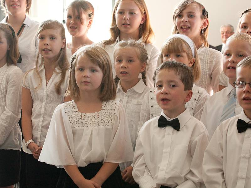 Kinderchor: "Jeder soll willkommen sein"