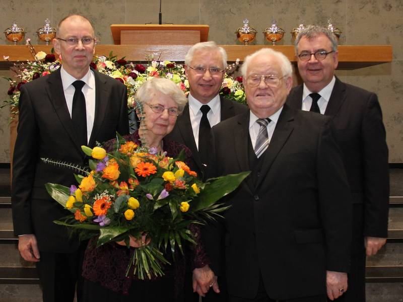 Das Eiserne Paar mit Bezirksapostel Nadolny (m), Bezirksältesten Thurmann (l) und Bezirksevangelist Manzl (r)