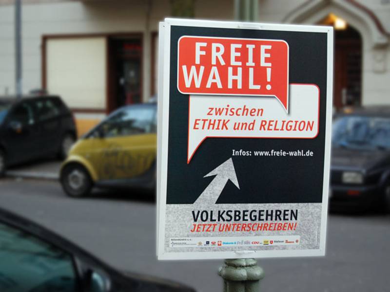 Mit diesen Plakaten wirbt Pro Reli e.V. für das Volksbegehren