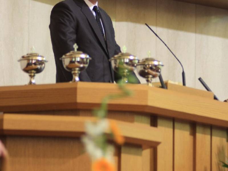 Bezirksapostelhelfer Sobottka: "Es ist einfach: es ist Eure Jugendzeit!"