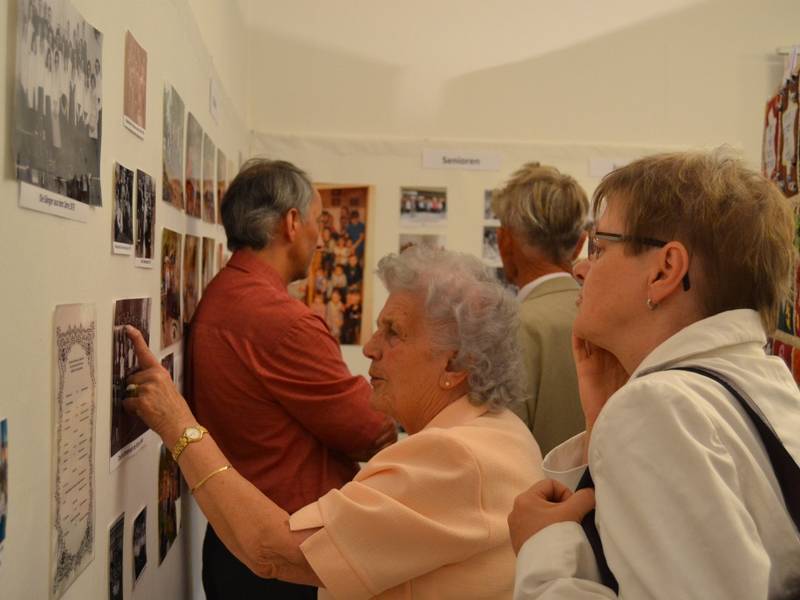 eine Ausstellung über die Geschichte der Gemeinde...