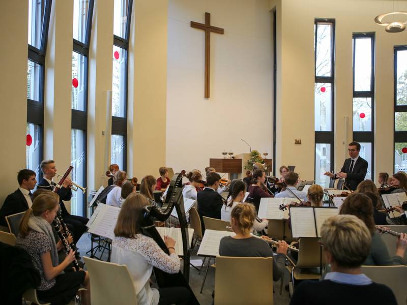 den Gottesdienst in Zepernick.