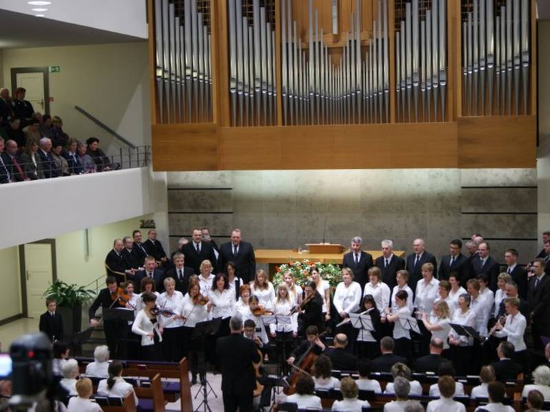 wie Bezirkschor- und orchester aus Eberswalde.