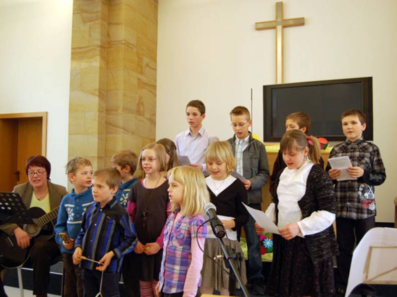 Die Kinder der Gemeinden Angermünde, Gramzow und Schwedt bilden ein gemeinsames Ensemble