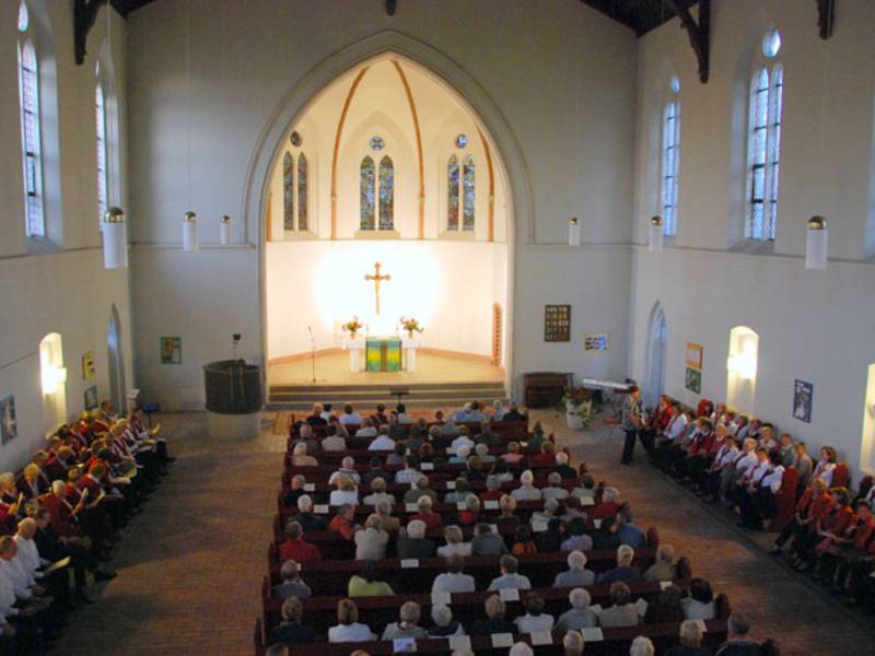 Insgesamt sieben Chöre gestalten das Konzert in der evangelischen Kirche Friedersdorf