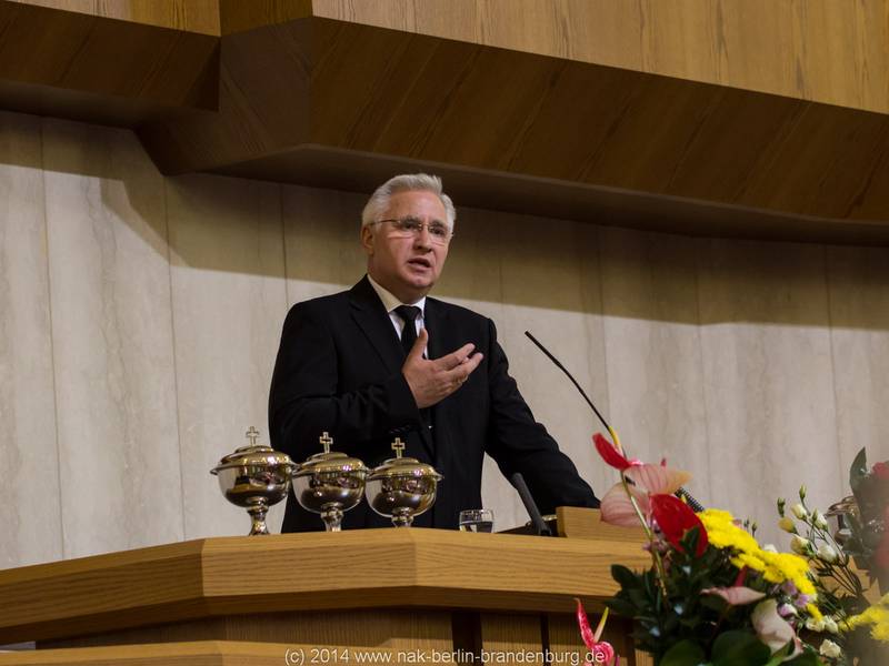 Bezirksapostel Nadolny: "Liebe deine Feinde..."