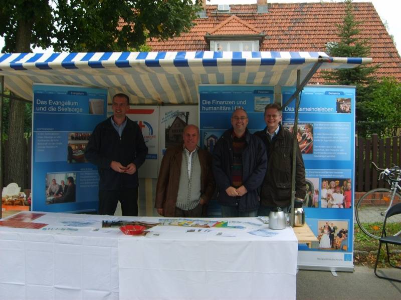 Das Infoteam am Stand.