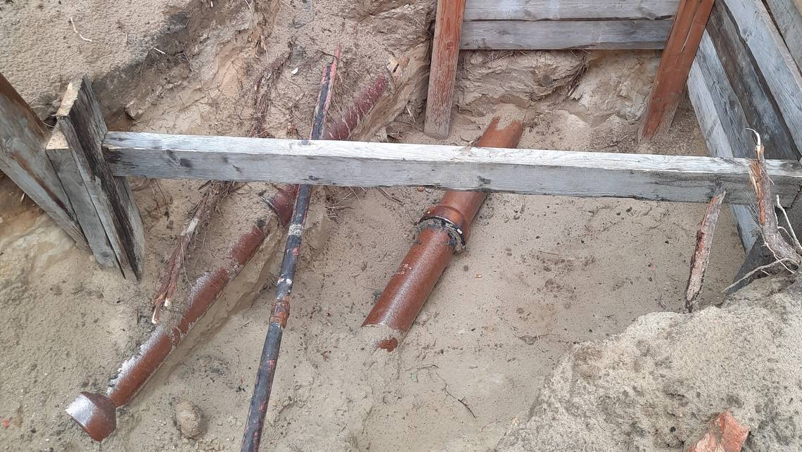 23.08.2021 zu erneuernde Hausanschlüsse für Wasser und Abwasser